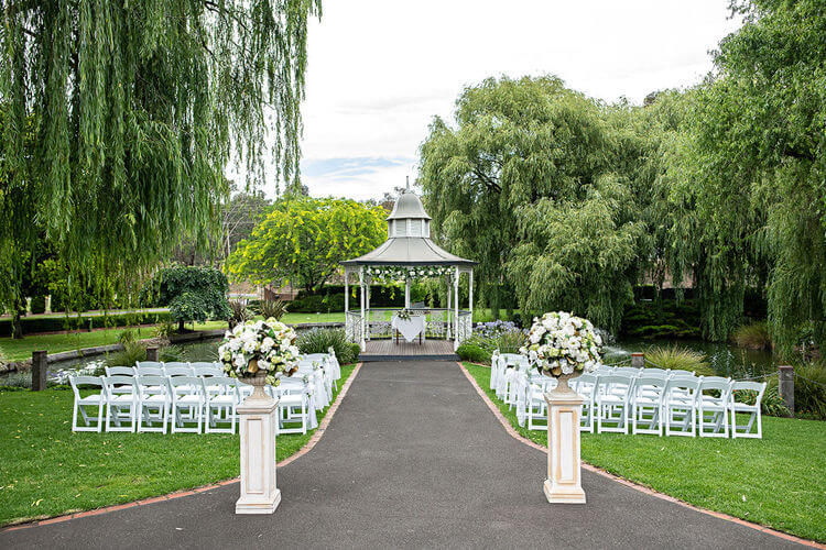 Melbourne Outdoor Wedding